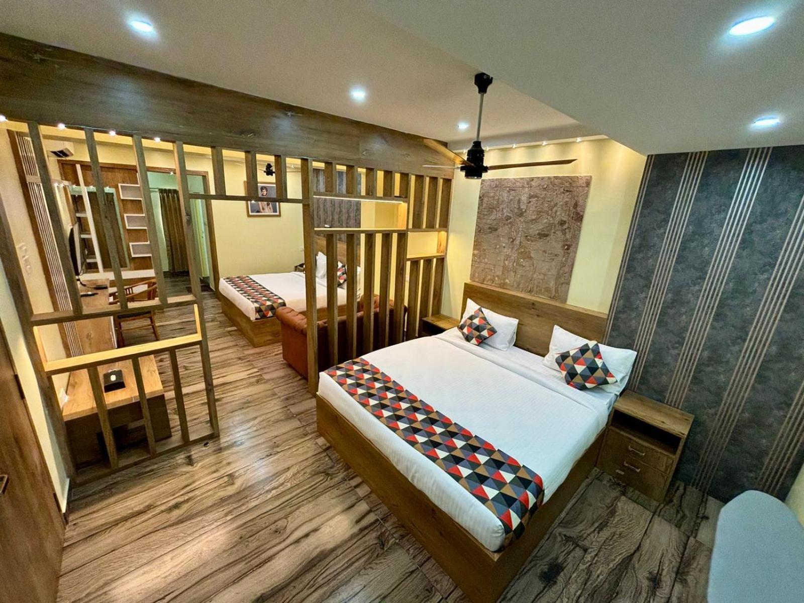 Forest Transit Hotel Κοϊμπατόρε Εξωτερικό φωτογραφία